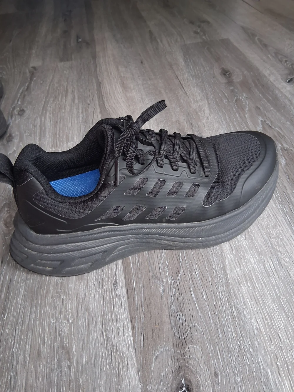 Nortiv Women's Black Walking Breathable Cushioned Athletic Shoes Size 8